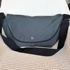 Rickshaw Bagworks Gray Messenger Bag Adjustable Strap Pockets Travel Crossbody